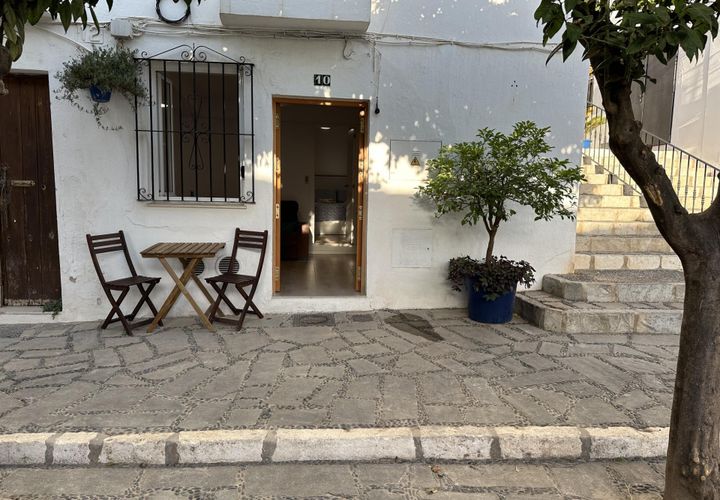 Lejlighed i Estepona, Malaga, Estepona - € 250.000 | Ref: DLR17028/14009 - foto 1