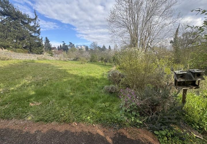 Landejendom i Fontgombault, Indre, Fontgombault - € 147.000 | Ref: 3011443361 - foto 1