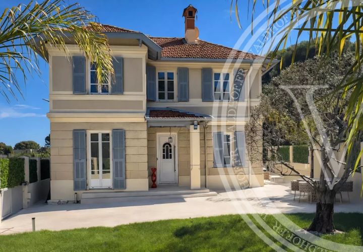 Villa i Roquebrune-Cap-Martin, Alpes-Maritimes, Roquebrune-Cap-Martin - € 2.205.000 | Ref: 86873672 - foto 1