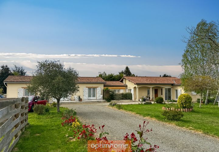 Villa a Cazaubon, Gers, Cazaubon - € 286.000 | Ref: 830033718638 - foto 1