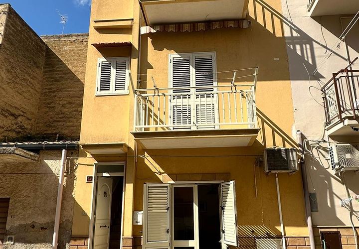 Villa a Ribera, Agrigento, Ribera - € 45.000 | Ref: M/1117 - foto 1