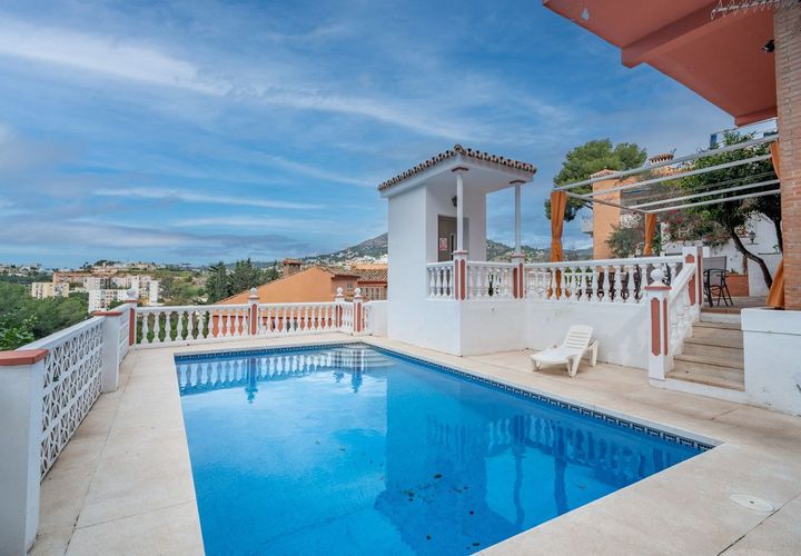 Villa i Malaga city, Malaga, Malaga city - € 1.100.000 | Ref: R5309017 - foto 1