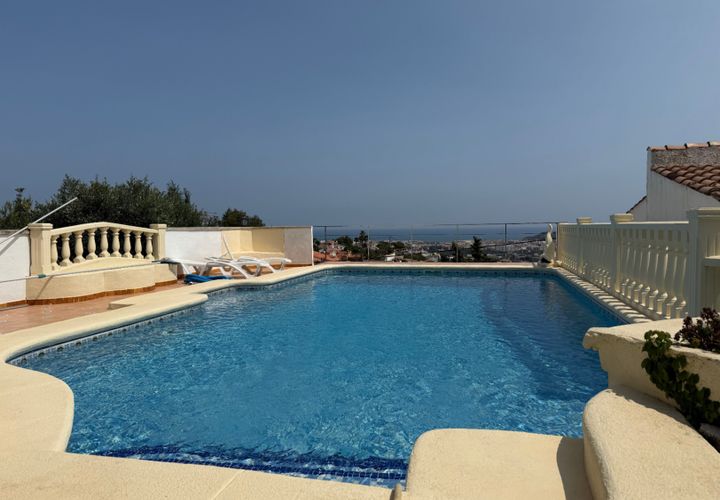 Villa a Denia, Alicante, Denia - € 430.000 | Ref: FRE-4467413 - foto 1