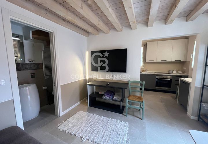 Villa a Venice, Venice, Venice - € 1.200/mes | Ref: CBI138-1939-235 - foto 1