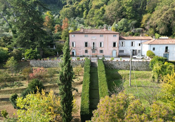 Villa i Lucca, Lucca, Lucca - € 4.100.000 | Ref: IA04120 - foto 1