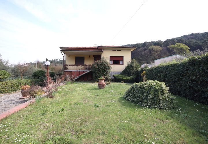 Villa i Lucca, Lucca, Lucca - € 445.000 | Ref: IA04201 - foto 1