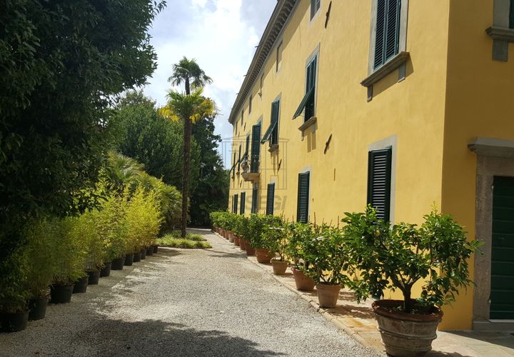Villa i Lucca, Lucca, Lucca - € 2.600.000 | Ref: IA04204 - foto 1