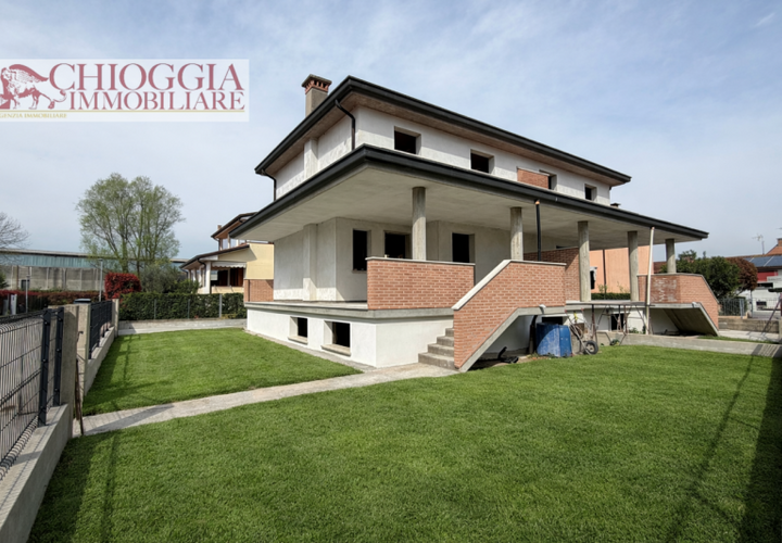 Villa a Chioggia, Venice, Chioggia - € 165.000 | Ref: 812 - foto 1