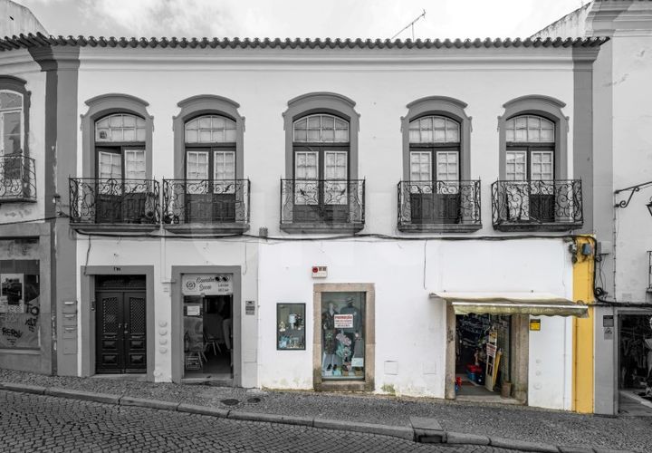 L'establiment comercial a Evora, Evora, Evora - € 1.800/mes | Ref: UNU.I.1262.20159 - foto 1