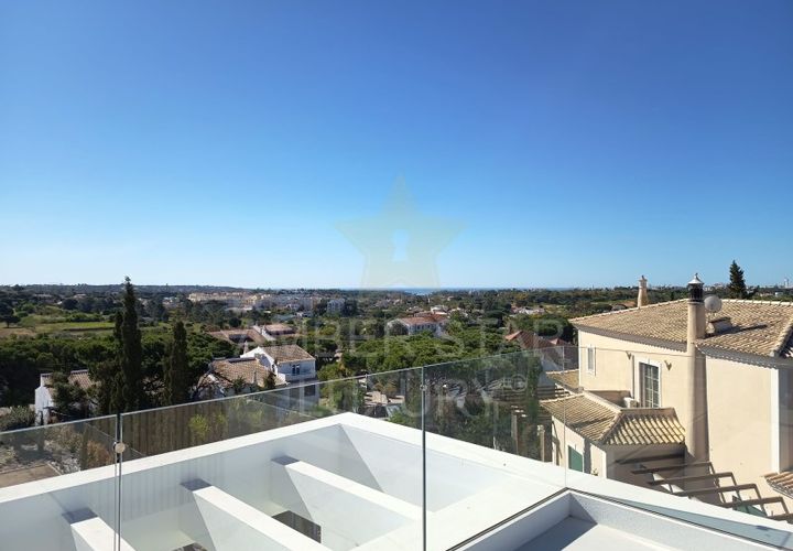 Villa i Quarteira, Faro, Quarteira - € 2.750.000 | Ref: 0215/26 - foto 1
