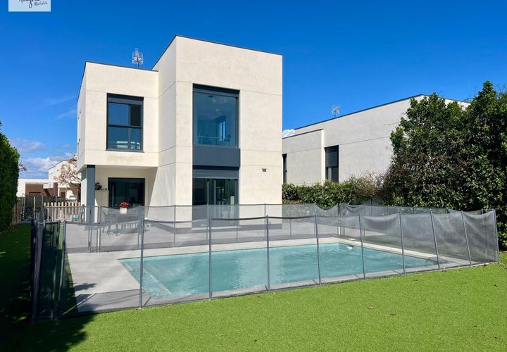 Villa i Betera, Valencia, Betera - € 800.000 | Ref: V423/6084 - foto 1