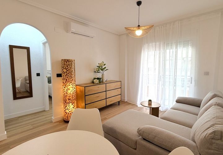 Leilighet i Torrevieja, Alicante, Torrevieja - € 169 000 | Ref: AG19MLSC2690341 - foto 1