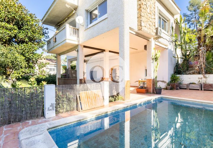 Villa a Torrent, Valencia, Torrent - € 330.000 | Ref: DL006/6904 - foto 1