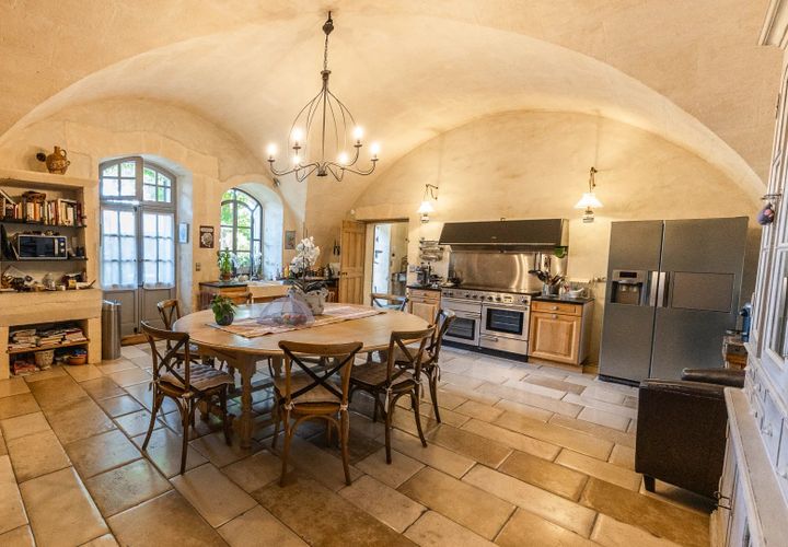Villa i Paradou, Bouches-du-Rhone, Paradou - € 2.685.000 | Ref: HH-15880784 - foto 1