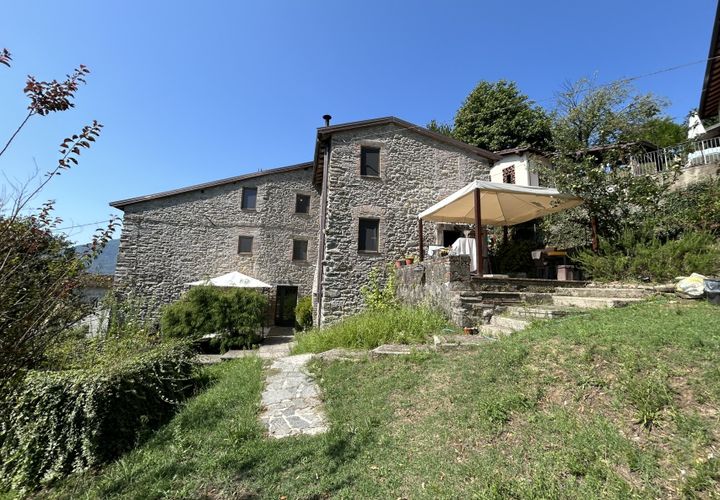 Villa i Barga, Lucca, Barga - € 398.000 | Ref: APS-1660 - foto 1