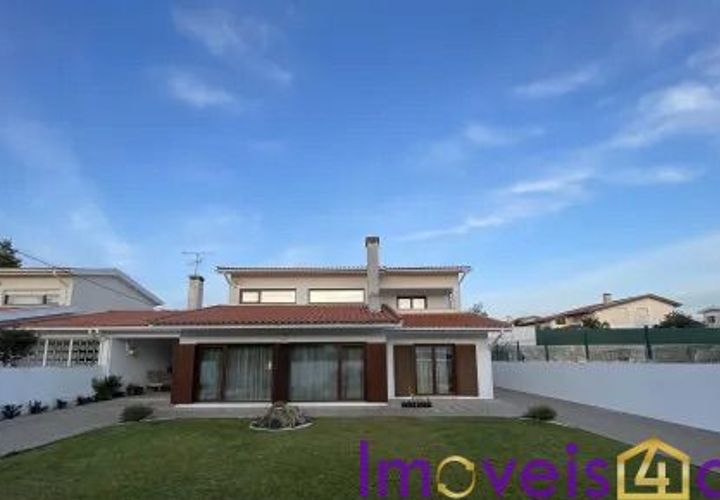 Villa i Aveiro, Aveiro, Aveiro - € 445.000 | Ref: SV 0126 - foto 1