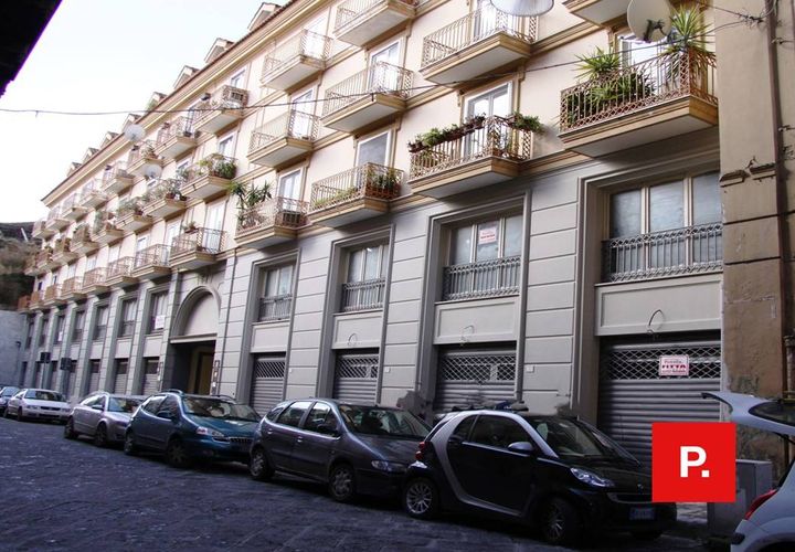 Erhvervsejendom i Caserta, Caserta, Caserta - € 250.000 | Ref: kA9412 - foto 1