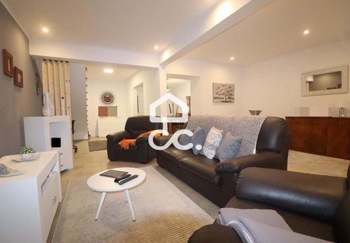 Villa a Lagoa, Sao Miguel, Lagoa - € 299.950 | Ref: 326/M/03721 - foto 1