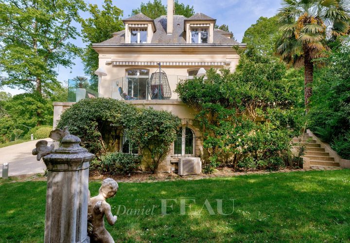 Villa i Rueil-Malmaison, Hauts-de-Seine, Rueil-Malmaison - € 3.980.000 | Ref: 86237615 - foto 1