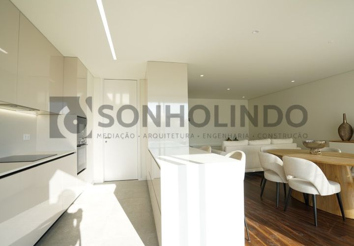 Lejlighed i Maia, Porto, Maia - € 525.000 | Ref: 11-884D - foto 1