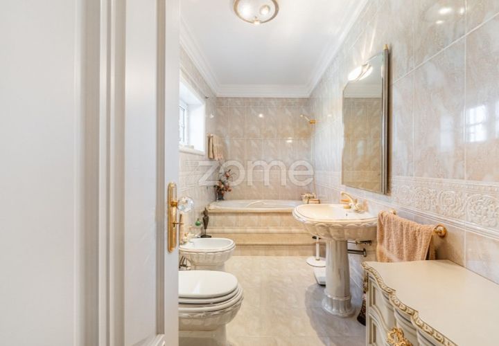 Villa i Fanzeres, Porto, Fanzeres - € 760.000 | Ref: ZMPT587285 - foto 1