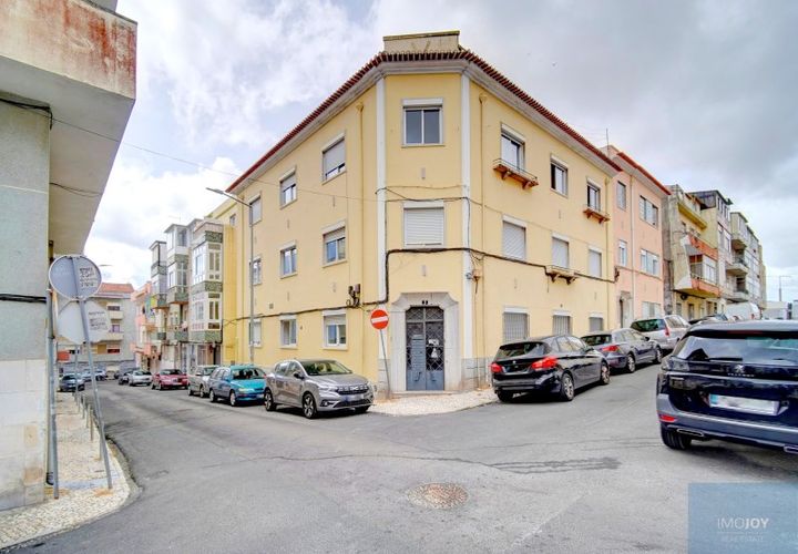 Lejlighed i Queluz, Lisbon, Queluz - € 300.000 | Ref: APTMA210 - foto 1