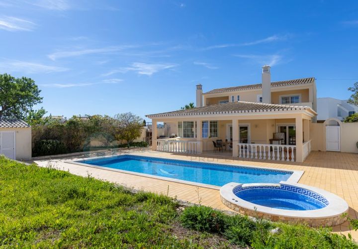Villa i Luz, Faro, Luz - € 775.000 | Ref: V1896 - foto 1