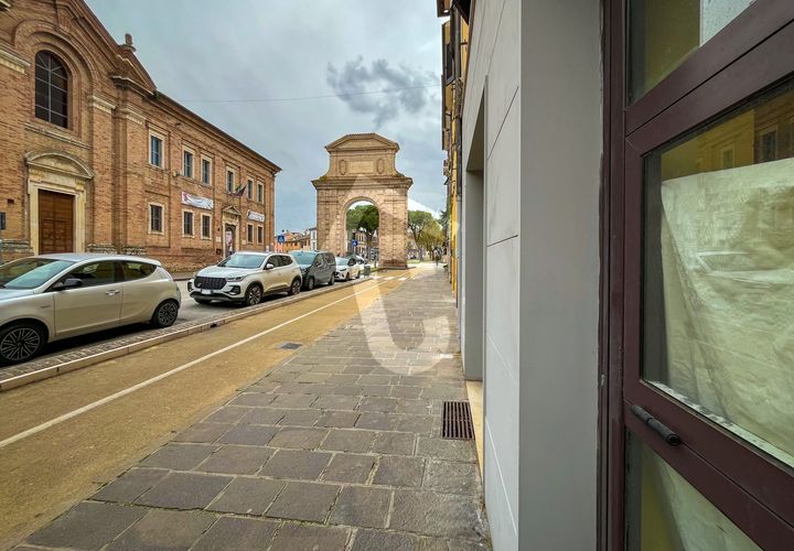 Erhvervsejendom i Jesi, Ancona, Jesi - € 149.000 | Ref: 3106 - foto 1