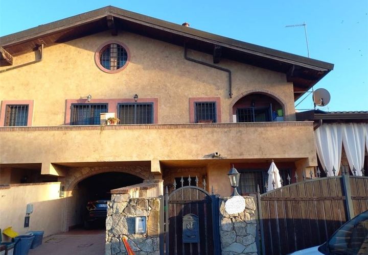 Villa i Rome, Rome, Rome - € 250.000 | Ref: 154 - foto 1