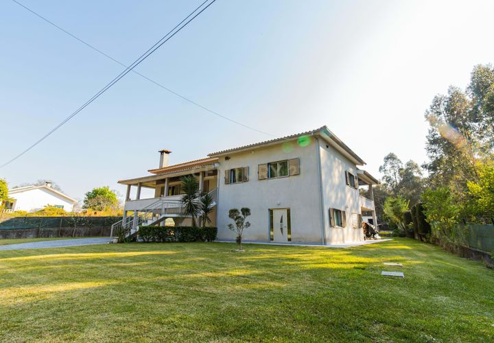 Villa i Amares, Braga, Amares - € 530.000 | Ref: C0256-03431 - foto 1