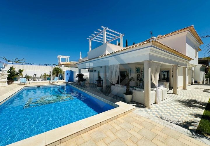 Villa i Albufeira, Faro, Albufeira - € 1.397.000 | Ref: 2409-200 a - foto 1