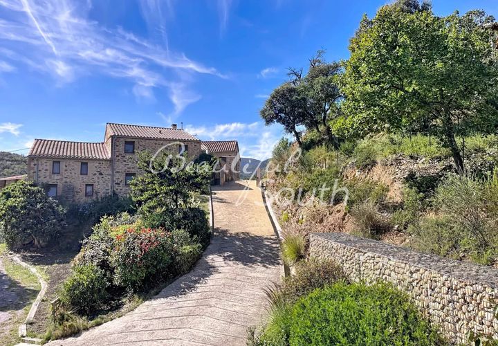 Villa i Caixas, Pyrenees-Orientales, Caixas - € 1.200.000 | Ref: SP473 - foto 1
