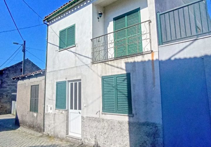 Villa a Nelas, Viseu, Nelas - € 157.500 | Ref: Q41 - foto 1