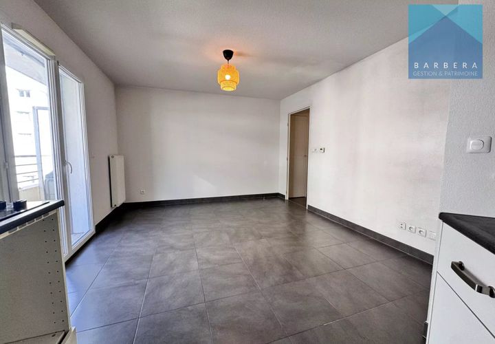Lejlighed i Nice, Alpes-Maritimes, Nice - € 240.000 | Ref: 86881373 - foto 1