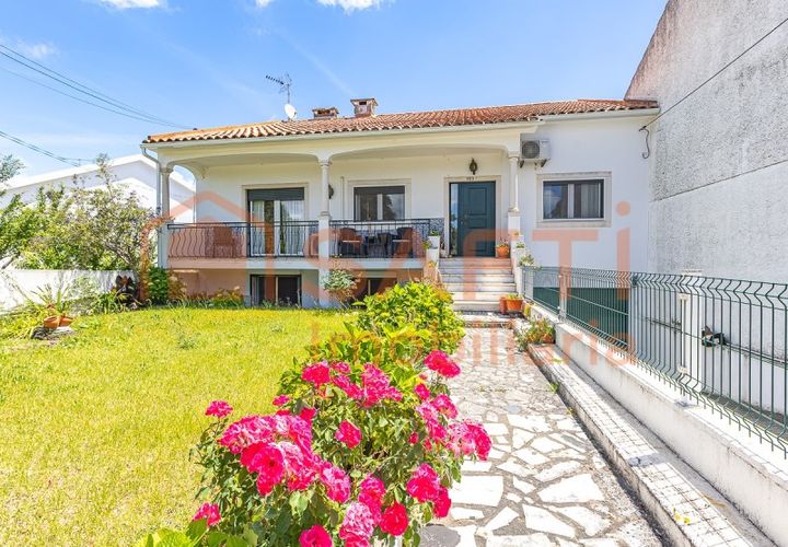 Villa i Riachos, Santarem, Riachos - € 450 000 | Ref: SAFTI:008079 - foto 1