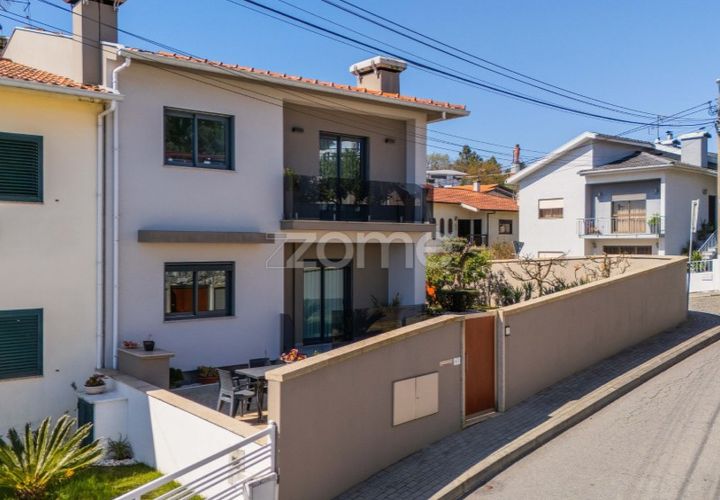 Villa i Braga, Braga, Braga - € 430 000 | Ref: ZMPT586847 - foto 1