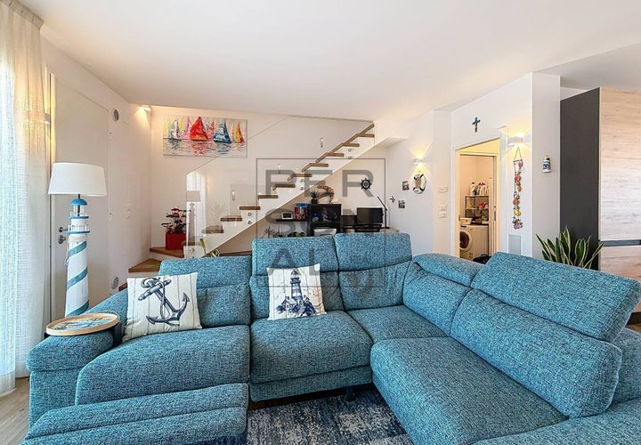 Villa i Jesolo, Venice, Jesolo - € 567.000 | Ref: X-888 - foto 1
