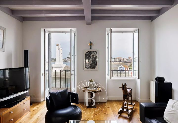 Byhus i Ciboure, Pyrenees-Atlantiques, Ciboure - € 1.750.000 | Ref: M1824 - foto 1