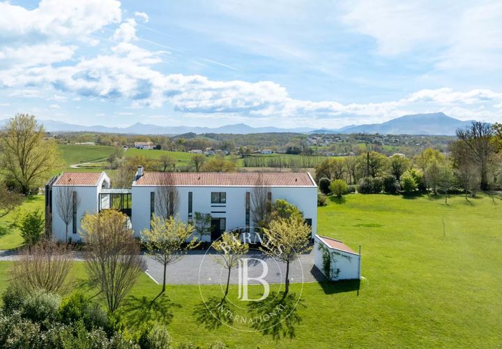 Villa a Arbonne, Pyrenees-Atlantiques, Arbonne - € 2.490.000 | Ref: M1837 - foto 1