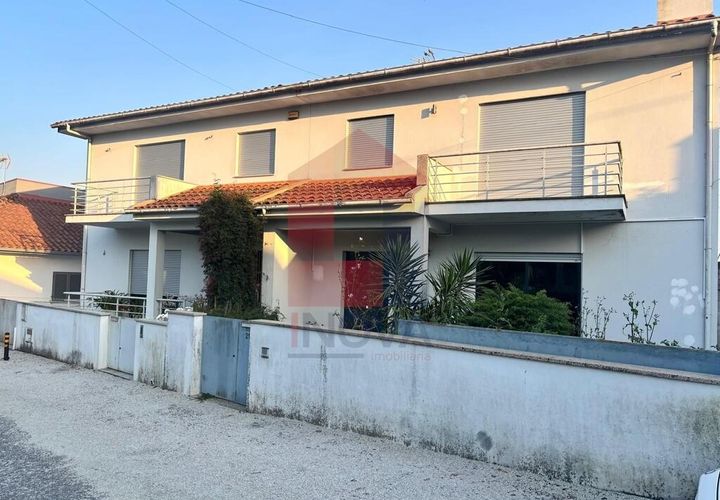 Rækkehus i Vila Verde, Braga, Vila Verde - € 315.000 | Ref: 08853 - foto 1