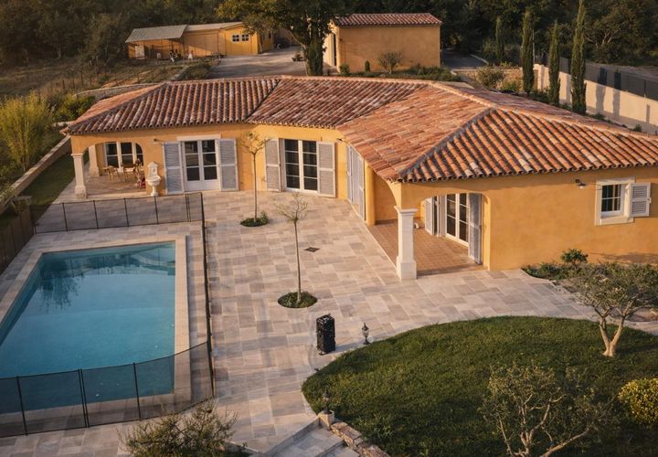 Villa i Régusse, Var, Régusse - € 680.000 | Ref: 735 - foto 1