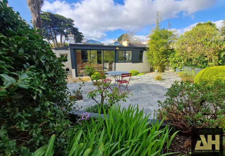 Villa i Brest, Finistere, Brest - € 458.000 | Ref: 86890740 - foto 1