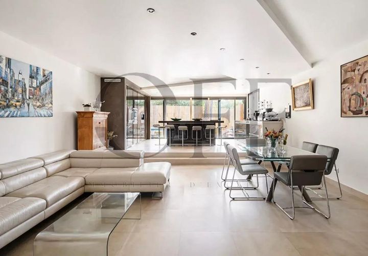 Lejlighed i Marseille, Bouches-du-Rhone, Marseille - € 840.000 | Ref: getkey_u_520451444 - foto 1