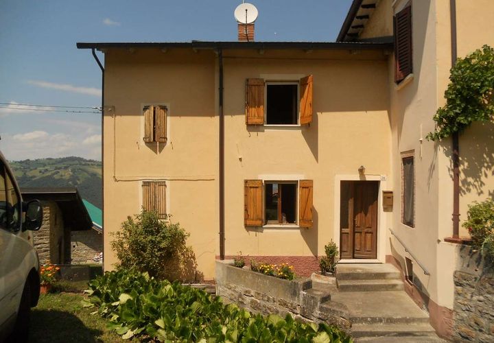 Villa a Montefiorino, Modena, Montefiorino - € 60.000 | Ref: BA127-988502 - foto 1