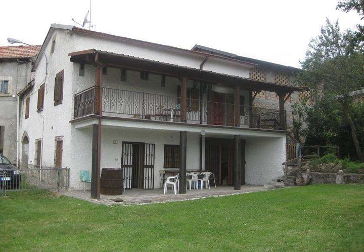 Villa a Toano, Reggio Emilia, Toano - € 55.000 | Ref: CB051-988672 - foto 1