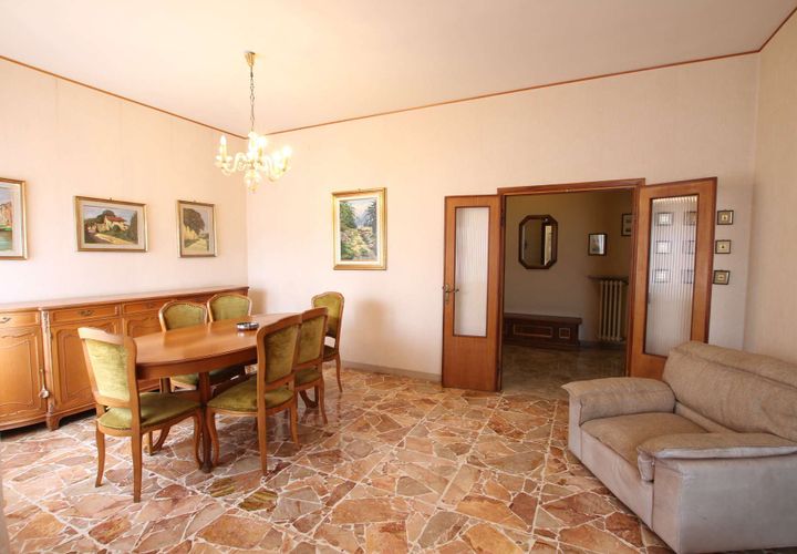 Villa a Volterra, Pisa, Volterra - € 170.000 | Ref: A-323-988910 - foto 1