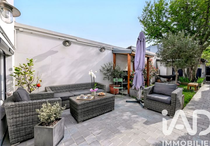 Villa i Suresnes, Hauts-de-Seine, Suresnes - € 450.000 | Ref: 72958 - foto 1