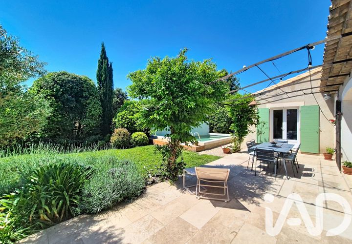 Villa i Aureille, Bouches-du-Rhone, Aureille - € 749.000 | Ref: 104801 - foto 1