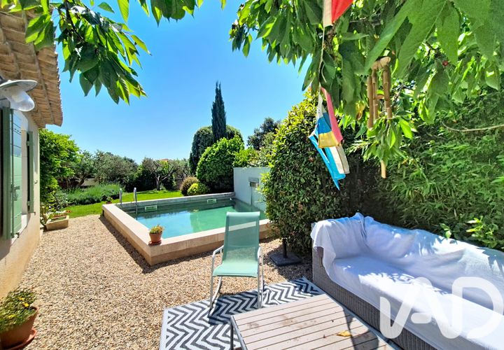 Villa i Aureille, Bouches-du-Rhone, Aureille - € 749 000 | Ref: 104801 - foto 1