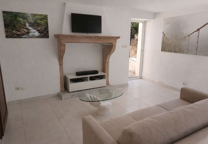 Villa a Grillon, Vaucluse, Grillon - € 600/mes | Ref: 868304 - foto 1